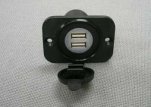 USBポート/シガーソケット/電圧計 USB2ポート