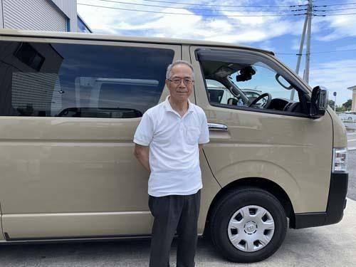 愛知県からご来店のIさんのハイエースにベバストヒーターを取付