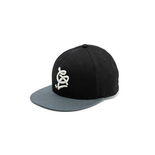 CALEE Cal Logo Embroidery Baseball Cap<img class='new_mark_img2' src='https://img.shop-pro.jp/img/new/icons50.gif' style='border:none;display:inline;margin:0px;padding:0px;width:auto;' />