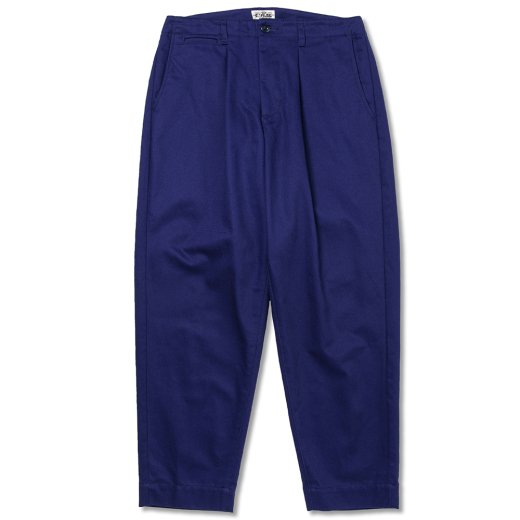 CALEE Vintage Type Chino Cloth Tuck Trousers<img class='new_mark_img2' src='https://img.shop-pro.jp/img/new/icons6.gif' style='border:none;display:inline;margin:0px;padding:0px;width:auto;' />