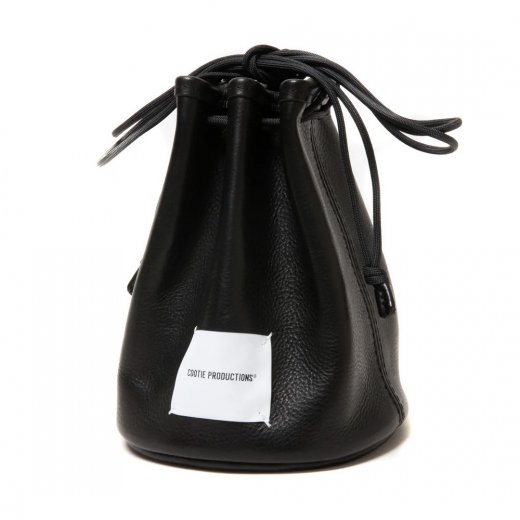 COOTIE Leather Bucket Bag<img class='new_mark_img2' src='https://img.shop-pro.jp/img/new/icons7.gif' style='border:none;display:inline;margin:0px;padding:0px;width:auto;' />