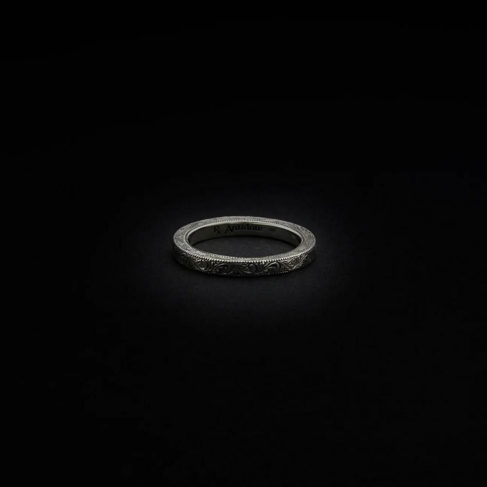 ANTIDOTE Engraved Flat Ring<img class='new_mark_img2' src='https://img.shop-pro.jp/img/new/icons7.gif' style='border:none;display:inline;margin:0px;padding:0px;width:auto;' />