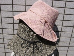 <img class='new_mark_img1' src='https://img.shop-pro.jp/img/new/icons33.gif' style='border:none;display:inline;margin:0px;padding:0px;width:auto;' />MIX PAPER FINE CROCHET HAT