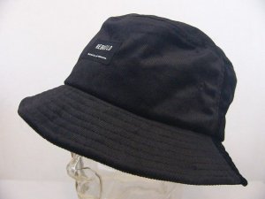 <img class='new_mark_img1' src='https://img.shop-pro.jp/img/new/icons33.gif' style='border:none;display:inline;margin:0px;padding:0px;width:auto;' />SOFT CORDUROY WAPPEN BUCKET HAT