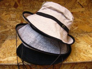 <img class='new_mark_img1' src='https://img.shop-pro.jp/img/new/icons2.gif' style='border:none;display:inline;margin:0px;padding:0px;width:auto;' />PACKABLE POLY LINEN PIPING SAILOR HAT