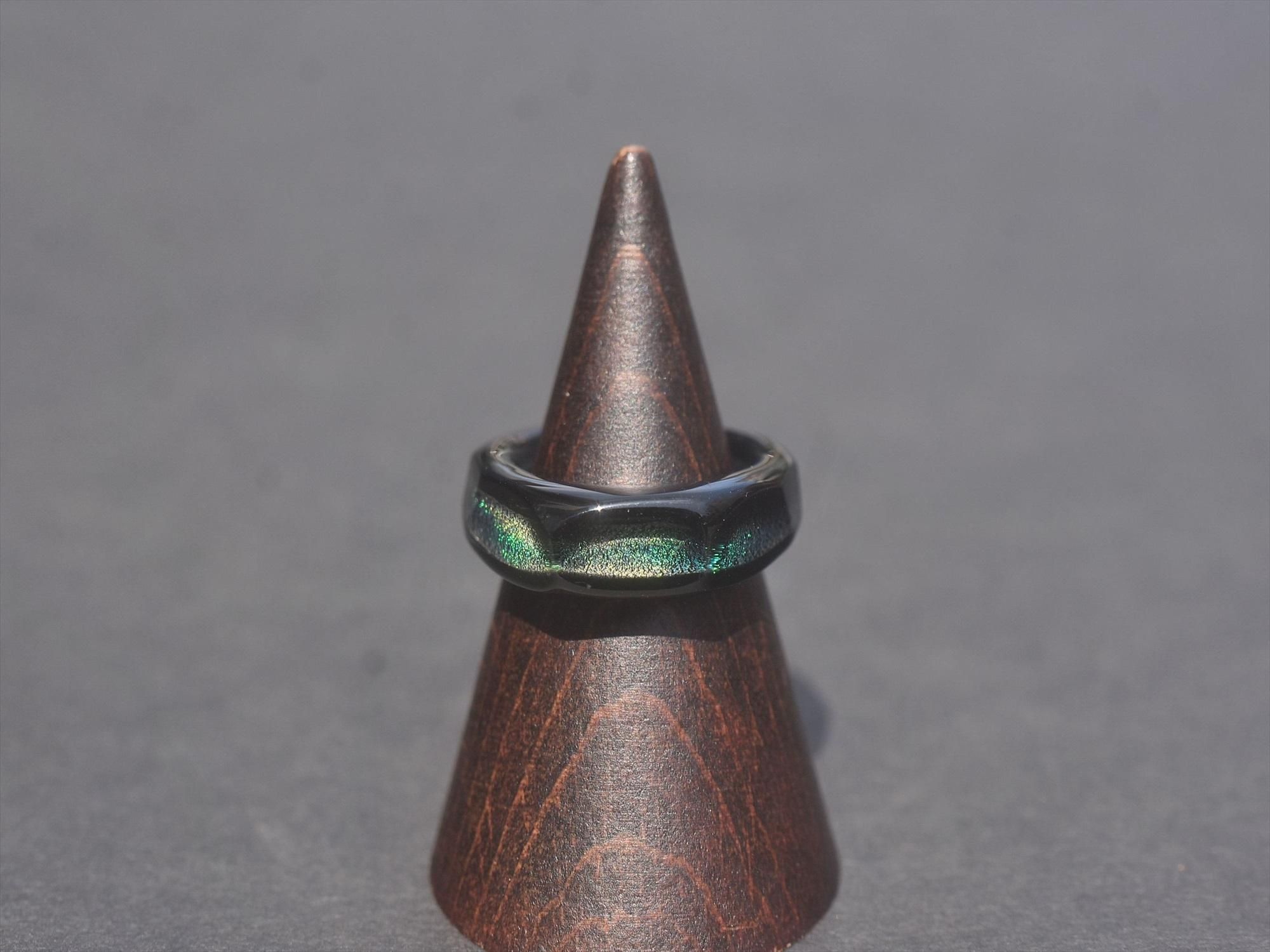 お歳暮ならオンライン ガラスリング - 谷根千にあるボロ BOHEMIAN】 Gallery 【Glass アクセサリー