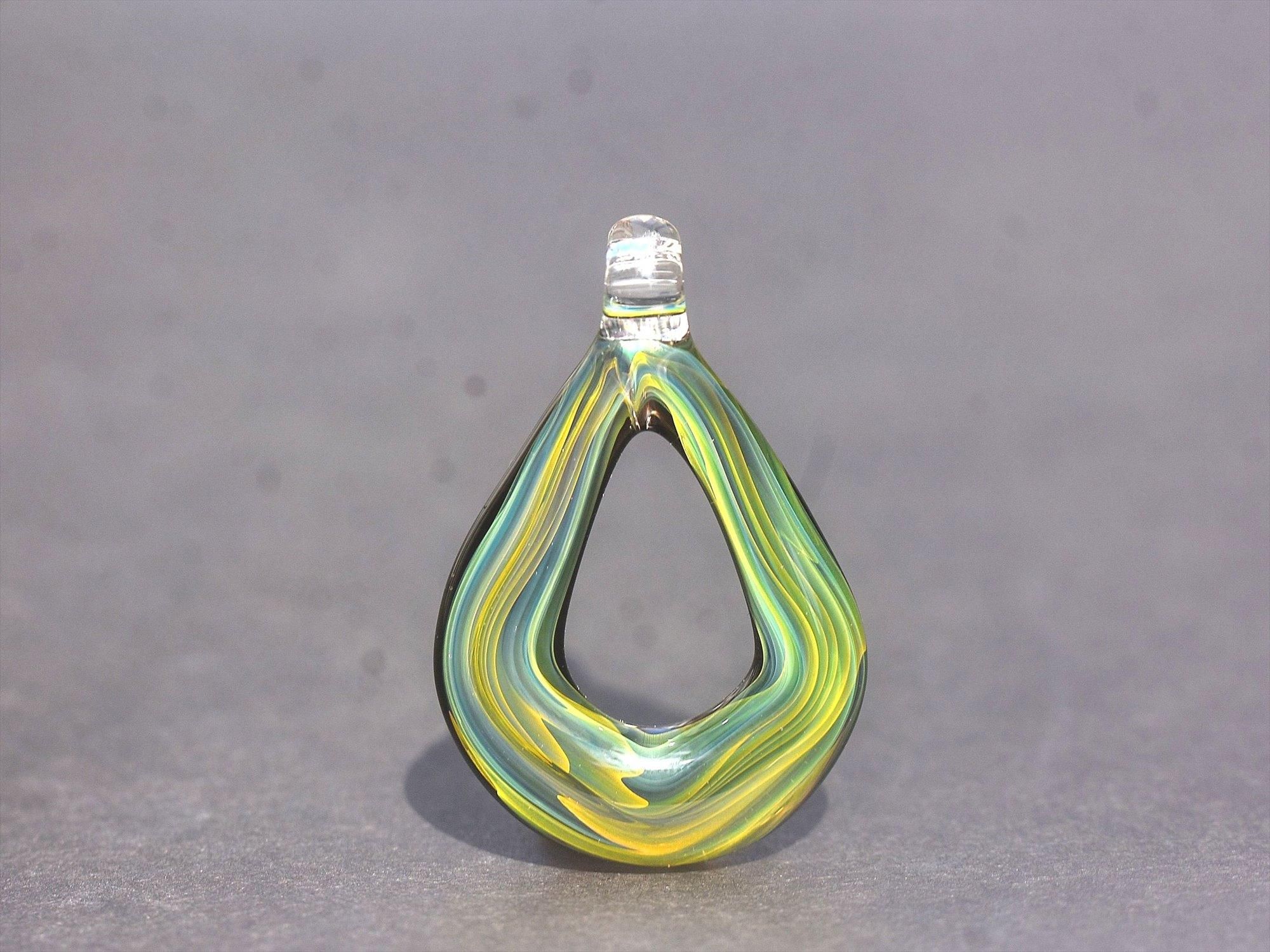 Glass Gallery BOHEMIAN】 谷根千にあるボロシリケイトガラス