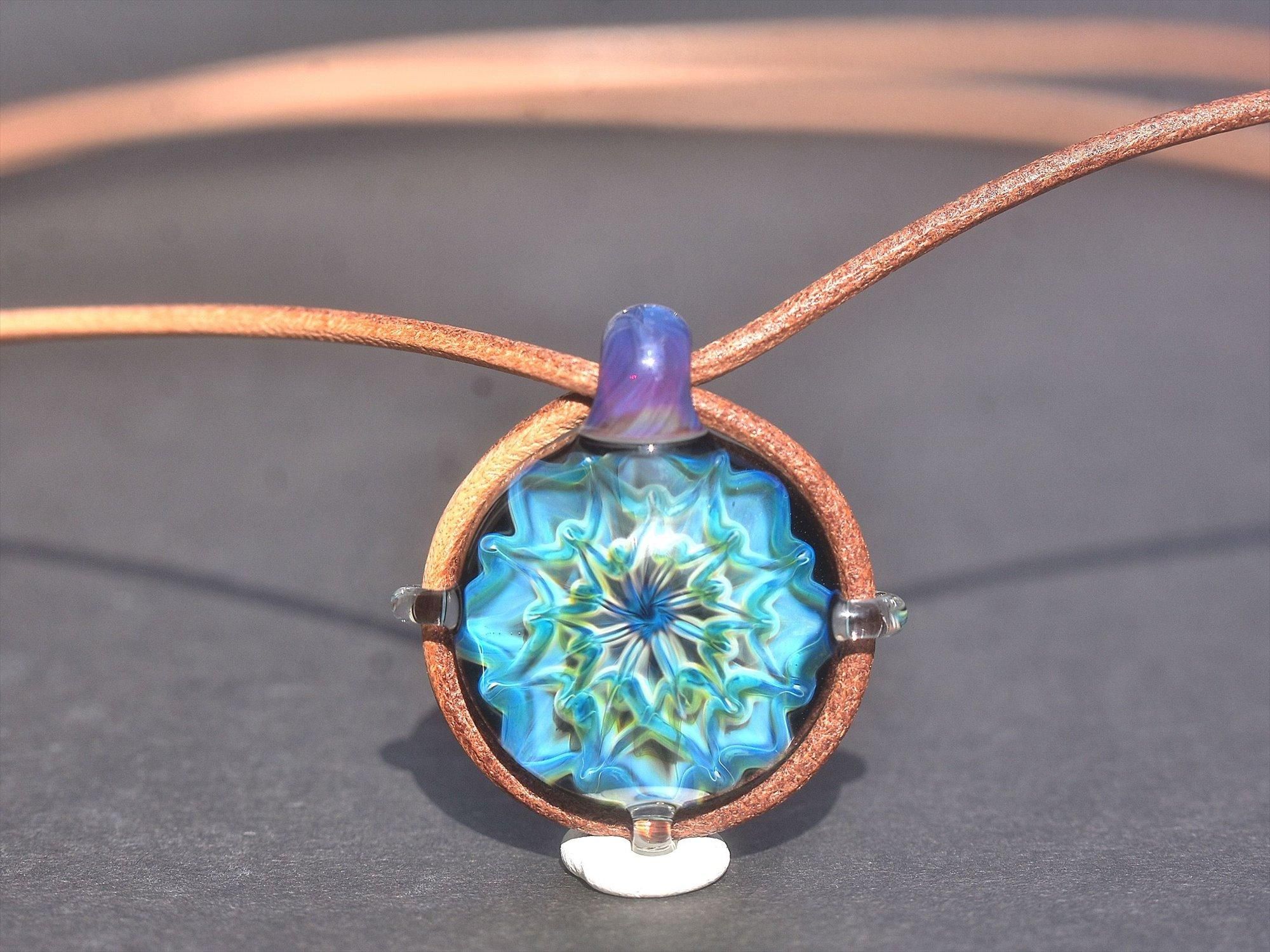 Glass Gallery BOHEMIAN】 谷根千にあるボロシリケイトガラス