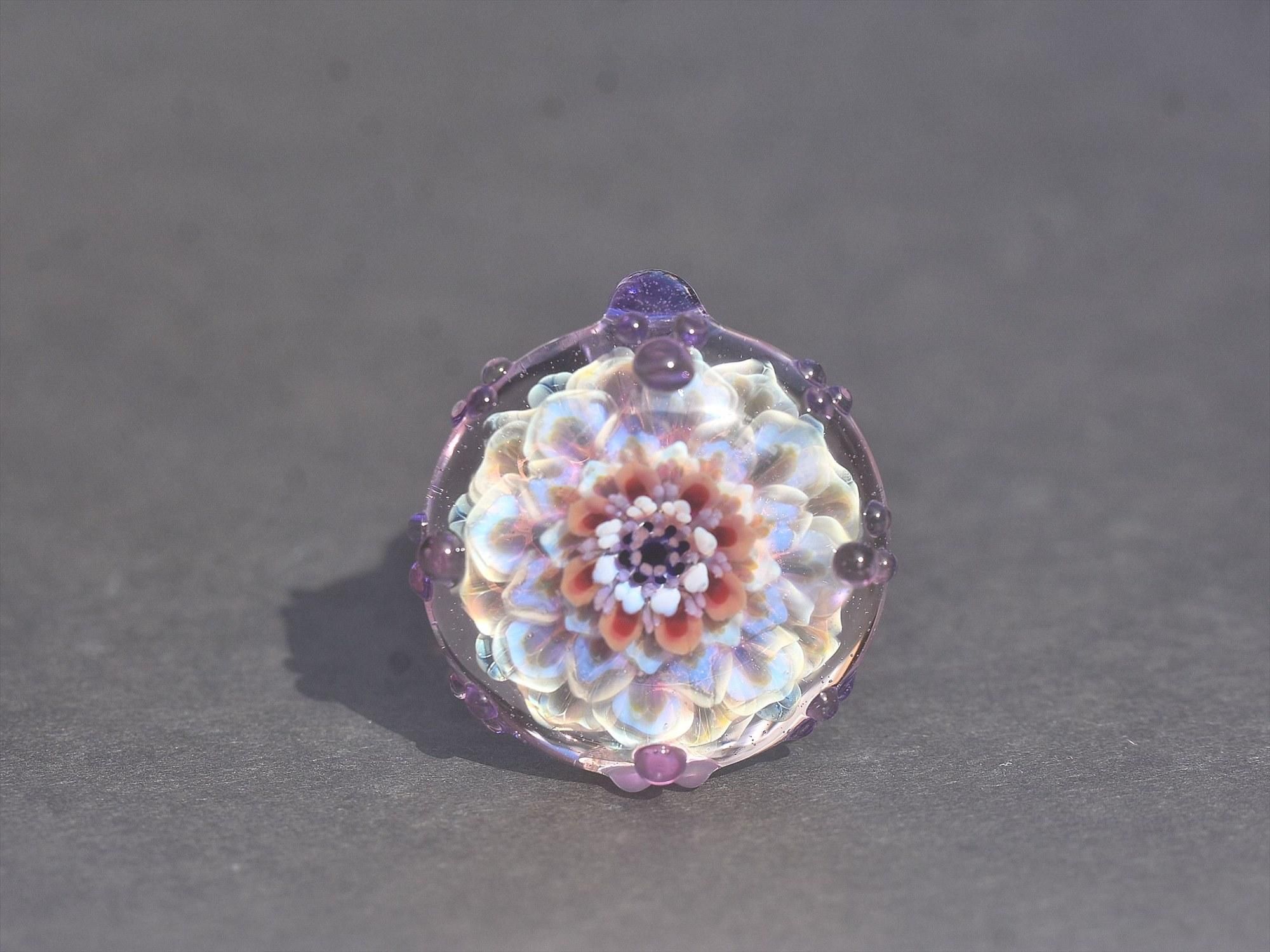 Glass Gallery BOHEMIAN】 谷根千にあるボロシリケイトガラスアート