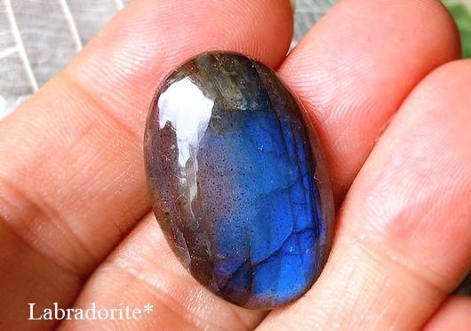 Labradorite | 宇宙からのメッセージを伝える石 -  パワーストーン・天然石アクセサリー*＋Grace*SoulStone＋*(グレースソウルストーン）