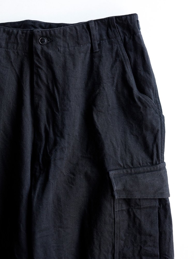 国内外の人気が集結 【COMOLI】24SS BLACK DENIM B.D.U PANTS ...