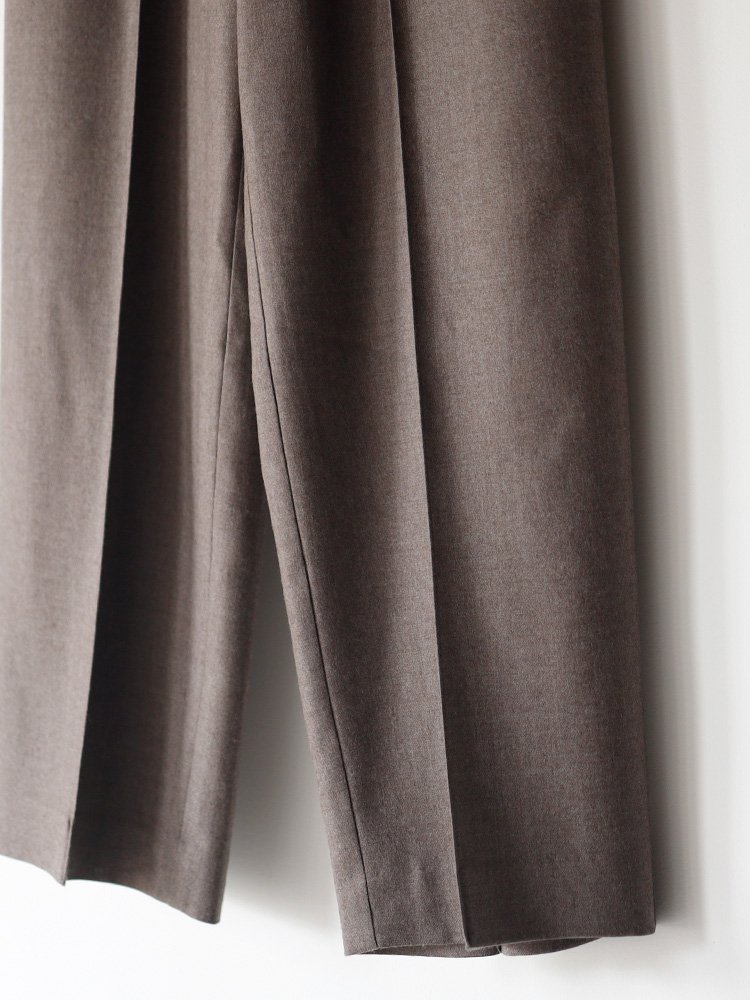 AURALEE women's / SUPER LIGHT WOOL EASY SLACKS (TOP BROWN) - TROUPE ONLINE  SHOP - COMOLI AURALEE Graphpaper NEAT Hender Scheme 通販