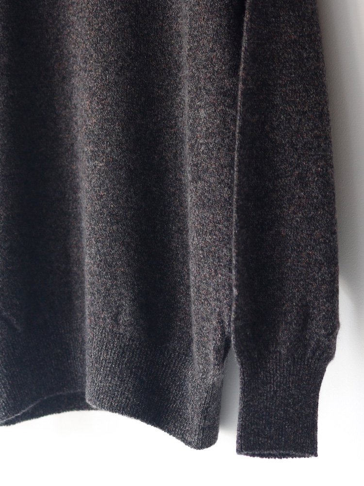 【新品】HERILL wholegarment pullover／黒／サイズ3肩幅50