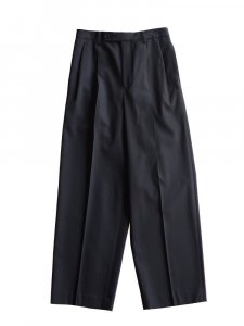 AURALEE women's / LIGHT WOOL MAX GABARDINE SLACKS (TOP BLACK)