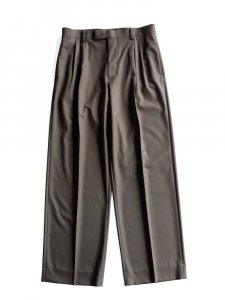 AURALEE men's / SUPER FINE TROPICAL WOOL SLACKS (DARK KHAKI)