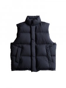 AURALEE men's / SUPER LIGHT NYLON RIPSTOP DOWN VEST (BLACK)