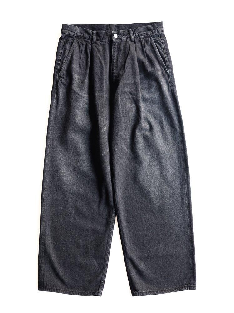 Graphpaper / SELVAGE DENIM TWO TUCK PANTS (BLACK DARK FADE
