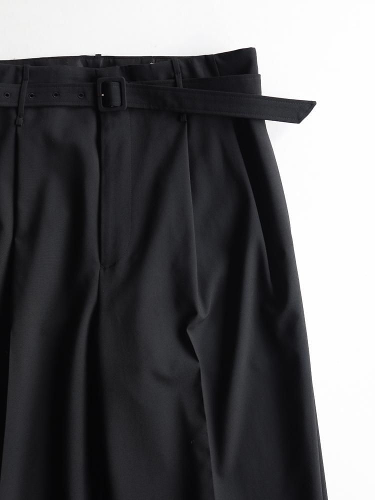 AURALEE women's / SUPER FINE TROPICAL WOOL TWO-TUCK SLACKS
