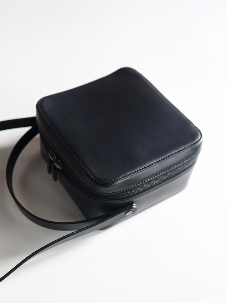 aeta トートバッグ　hender scheme auralee comoli LEATHER SMALL TRAVEL CASE MADE