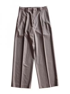AURALEE women's / SUPER LIGHT WOOL TWO-TUCK SLACKS (TOP BROWN)