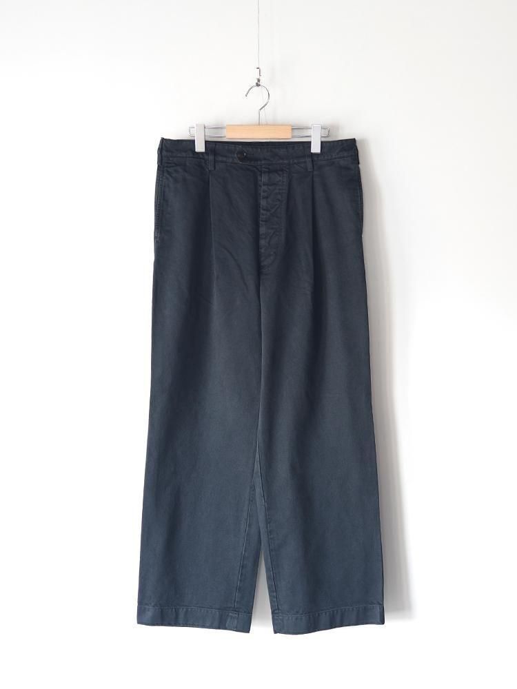 PRODUCT DYED FINX CHINO ONE-TUCK PANTSチノ PRODUCT DYED FINX CHINO ONE-TUCK PANTSチノ - メルカリ