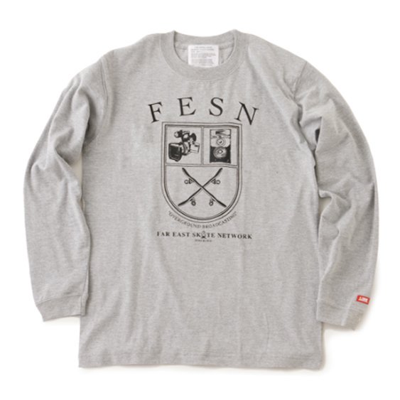 LIBE ( 饤 ) TEE FESN EMBLEM LONG SLEEVE 19A20