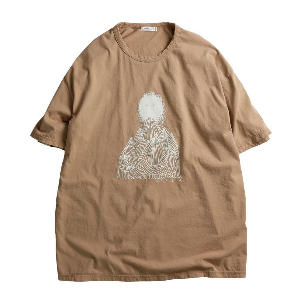 remilla ( ߡ ) 2025 Summer Soy Pandayǥ MOUNTLISA TEE ( ɥ ) R251208