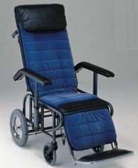 介助用リクライニング車椅子 フルリクライニング４型（背部・脚部連動 