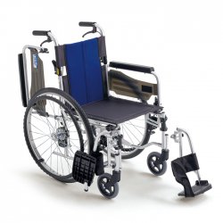 自走用車椅子ＢＡＬ－３ 背折れ式・ブレーキ付・肘跳ね上げ・スイング ...