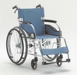 ♿️自走式 超軽量 小さな力で自在に楽々操作 とても使いやすい 車椅子