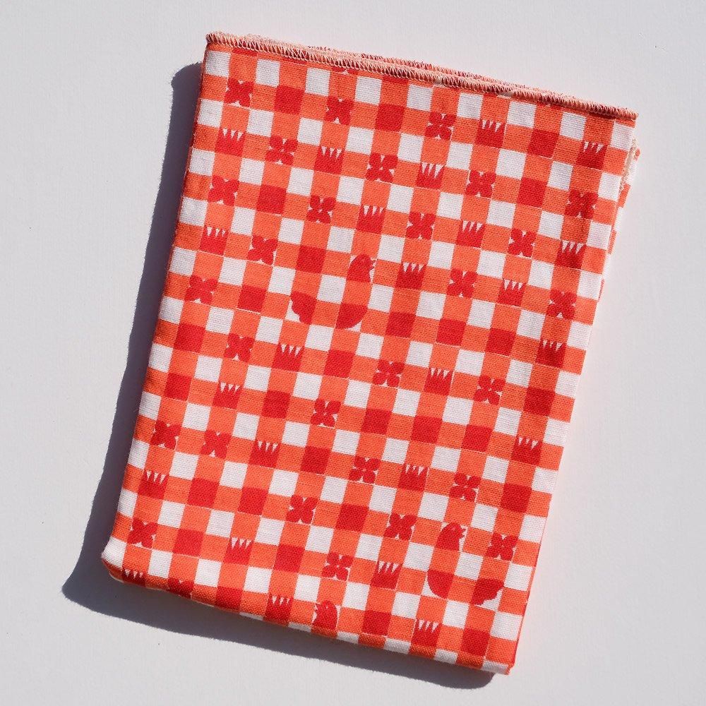 手ぬぐいタオルコッコチェック／赤 - テキスタイルデザイン makumo