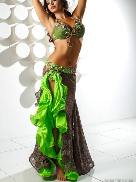 ベリーダンス　衣装　珍しい緑色　トルコ製