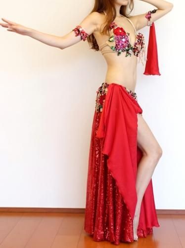 ベリーダンス衣装・コスチュームのお店 「千夜一夜」