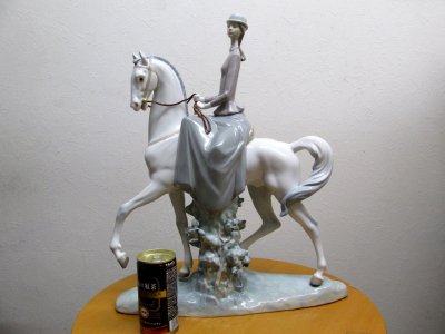☆リヤドロ LLADRO 白い馬の少女 フィギュリン 置物 - ブランド洋食器 