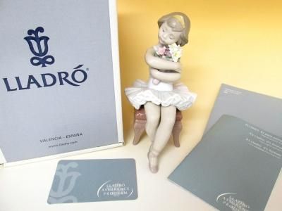 ☆リヤドロ LLADRO 初めての舞台 01006763 フィギュリン 置物 栞