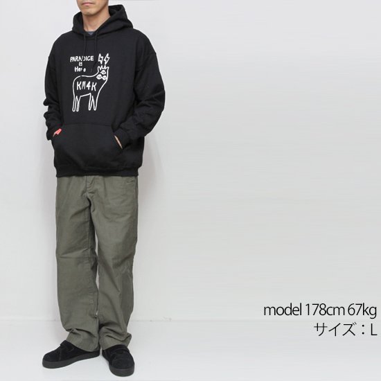 KM4K カモシカ】OG HOOD LOGO PARKA (ブラック)(ロゴ パーカー)