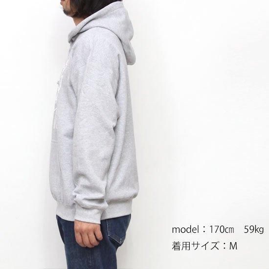 【KM4K カモシカ】OG HOOD LOGO PARKA (グレイ)(ロゴ パーカー)