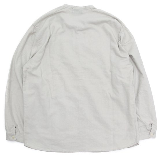 remilla レミーラ｜ラフィクラックシャツ (ホワイトグレイ)(ノーカラーシャツ)の2枚目の画像