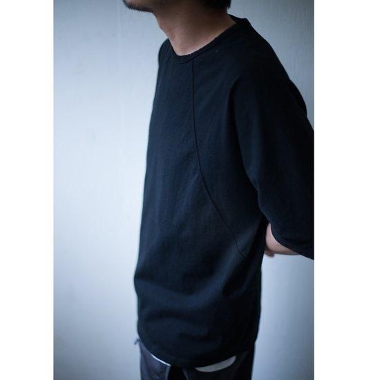 remilla レミーラ|ラグドル五分Tee (ブラック)(変則的な袖付け remilla レミーラ|ラグドル五分Tee (ブラック)(変則的な袖付け