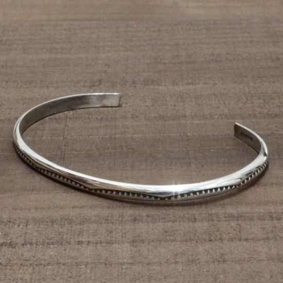NAVAJO｜シルバーブレスレット E インディアンジュエリー