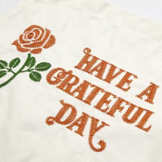 HAVE A GRATEFUL DAY｜APRON ナチュラル