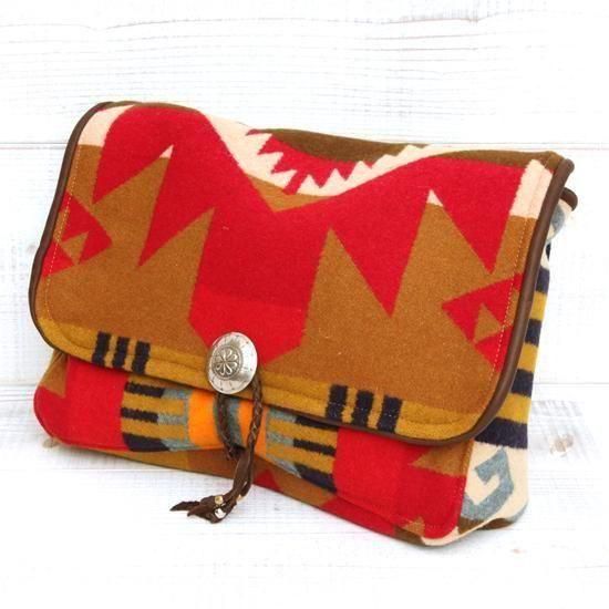 Early Morning CONCHO CLUTCH (JOURNEY)