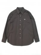 Scye Basics FINXコットンオックスフォードボクシーレギュラーカラーシャツ（チェスナット）【メンズ】