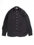 Scye Basics フィンクスコットンオックスフォード グランダッドカラーシャツ(ブラック)【メンズ】