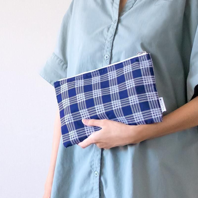 フラットポーチ B6サイズ パラカ柄 fsit-pouch-flatb6plk