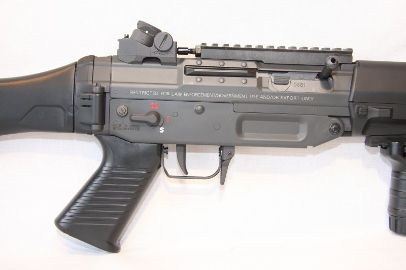 中古・特価品】東京マルイ製 SIG552 シールズ - ミリタリーギアBLACKBURN