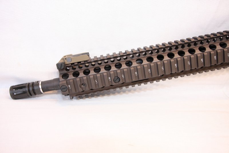 中古・特価品】VFC製 Colt M4A1 RIS2 SOPMOD BLOCK2 DE スタンダート電動ガン - ミリタリーギアBLACKBURN