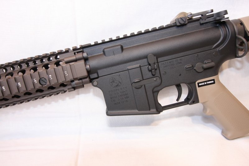 中古・特価品】VFC製 Colt M4A1 RIS2 SOPMOD BLOCK2 DE スタンダート電動ガン - ミリタリーギアBLACKBURN