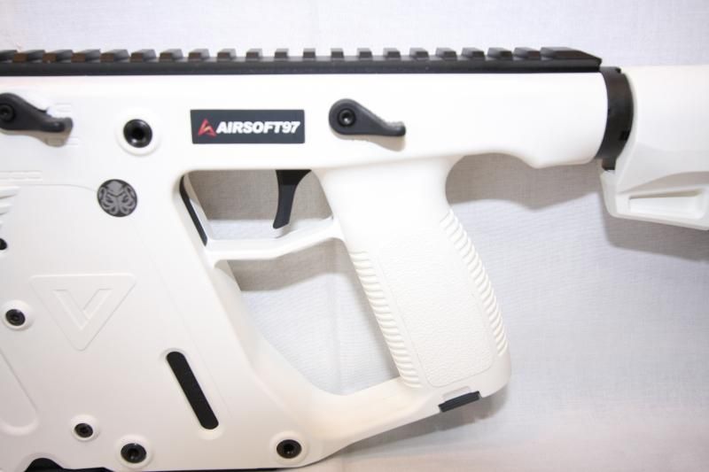 中古・特価品】KRYTAC製 クリスベクター ALPINE ホワイト