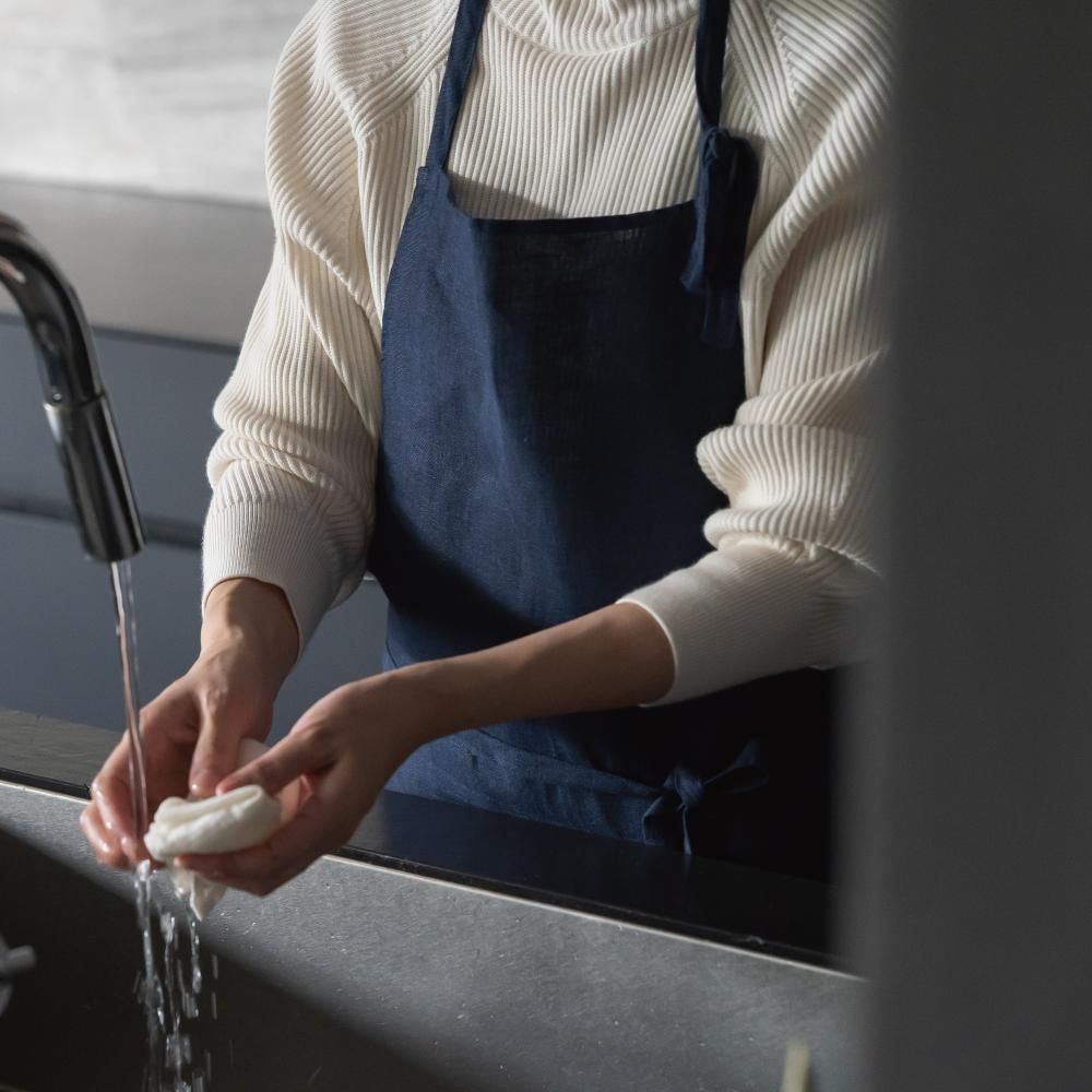 ޤȤͥ Soft linen, quietly woven